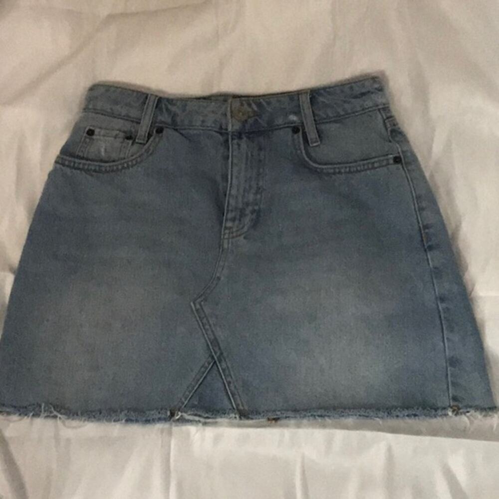 BDG Distressed Raw Hem Fly Denim Skirt S Boho Classic Cowgirl Festival Retro